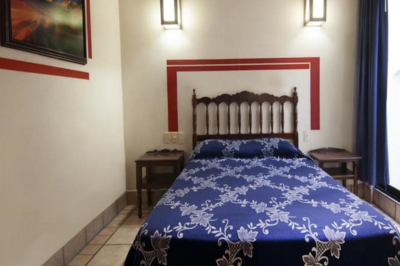 Hotel Arboledas Industrial Guadalajara Luaran gambar