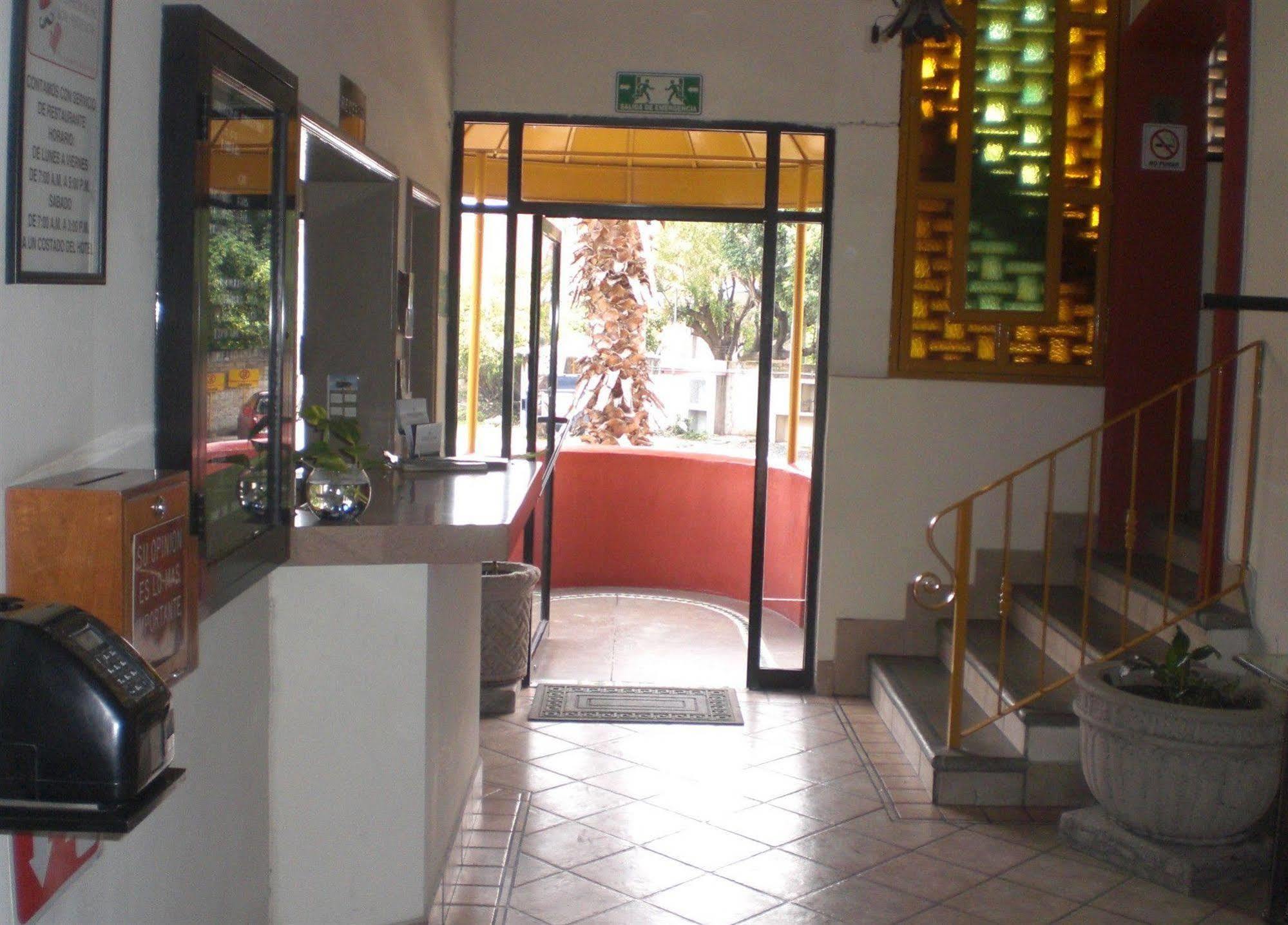 Hotel Arboledas Industrial Guadalajara Luaran gambar